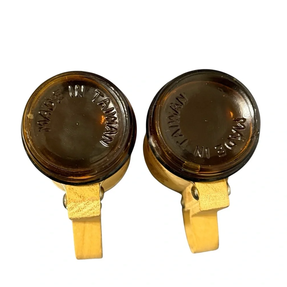Vintage Amber Glass & Wood Kansas City Souvenir Salt & Pepper Shakers